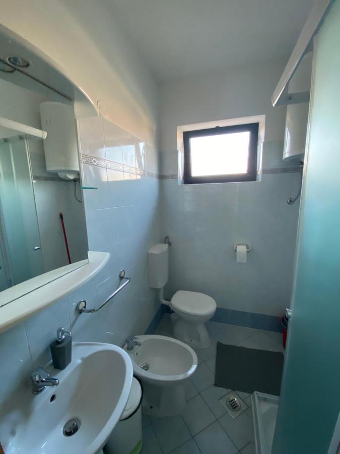 Apartman Milka Novigrad Istria Eksteriør billede